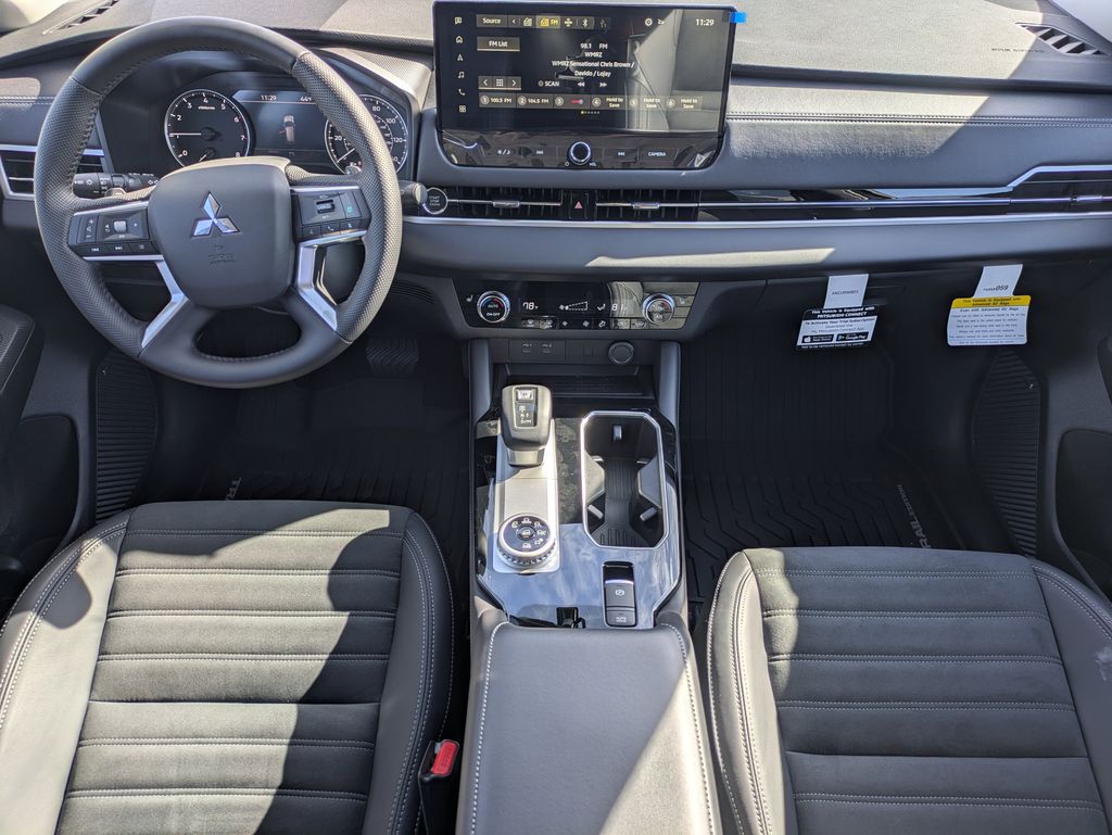 2025 Mitsubishi Outlander Trail Edition - Photo 17