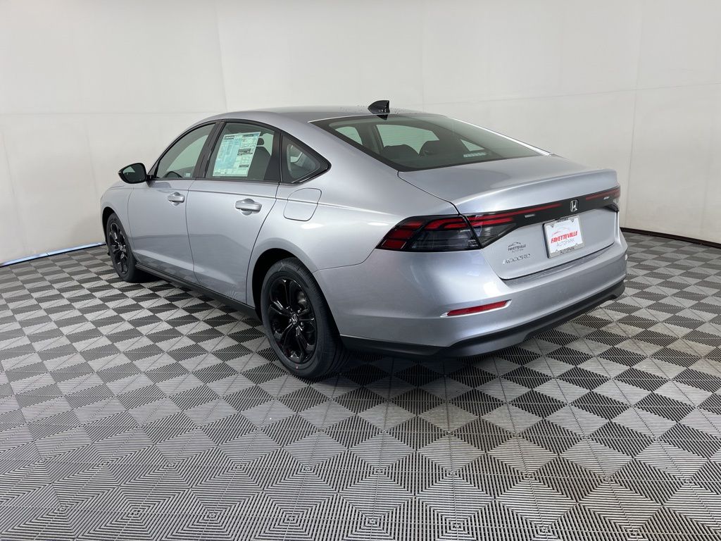 2025 Honda Accord SE 12