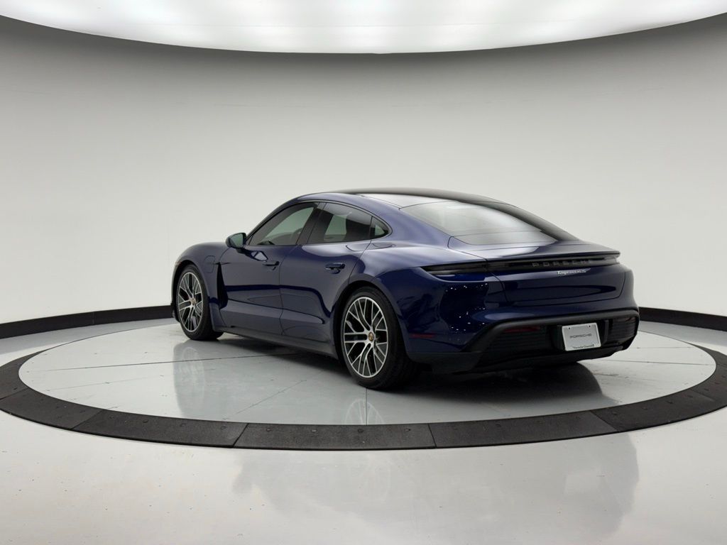 Thumbnail: 2021 Porsche Taycan - 3