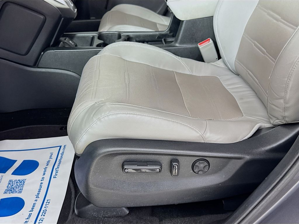 Used Car 2019 Honda Cr-v  Ex-l For Sale Under $25,000 In Austin, Texas