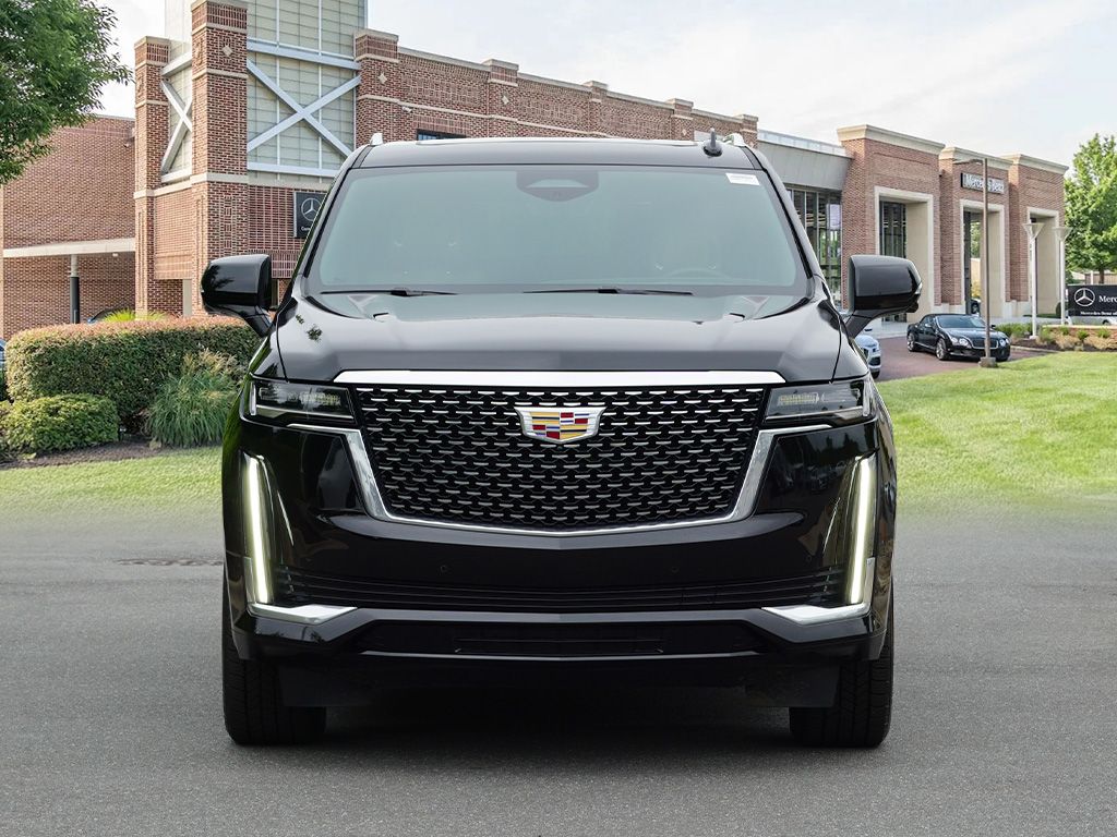 Thumbnail: 2023 Cadillac Escalade - 3