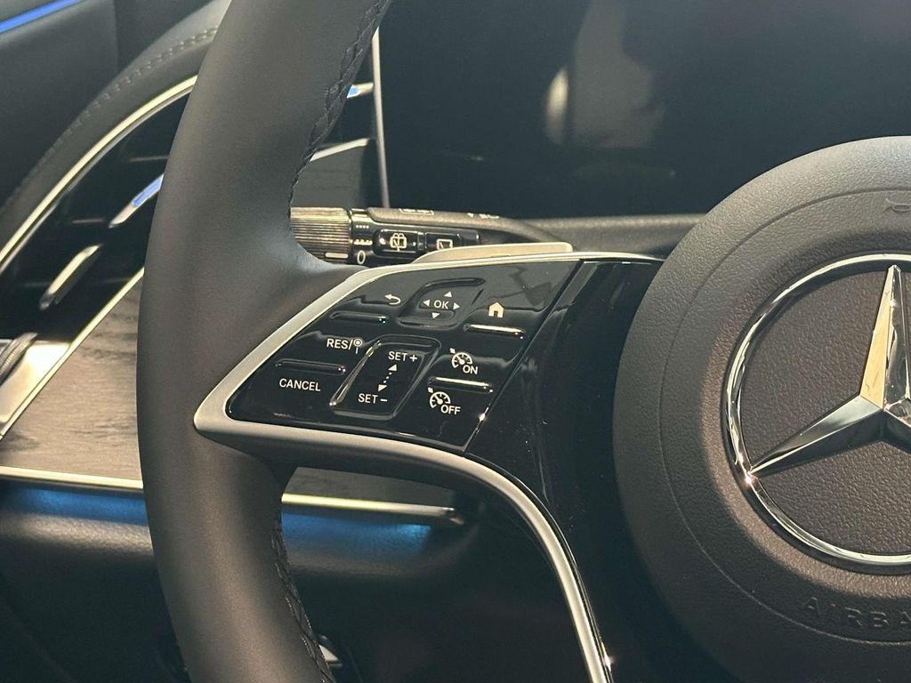 2025 Mercedes-Benz E-Class E 450 11