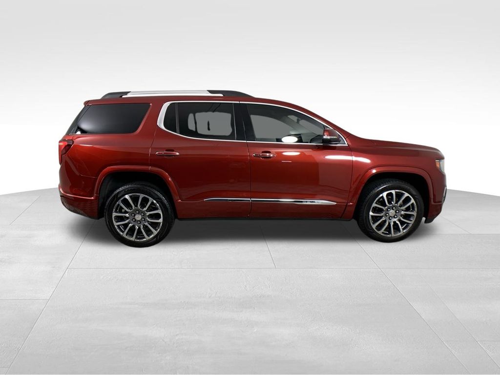 2021 GMC Acadia Denali 8