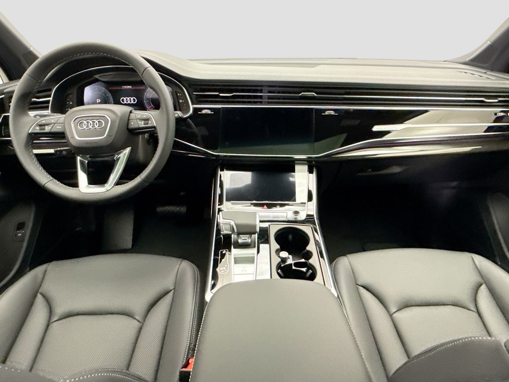 Thumbnail: 2026 Audi Q7 - 13