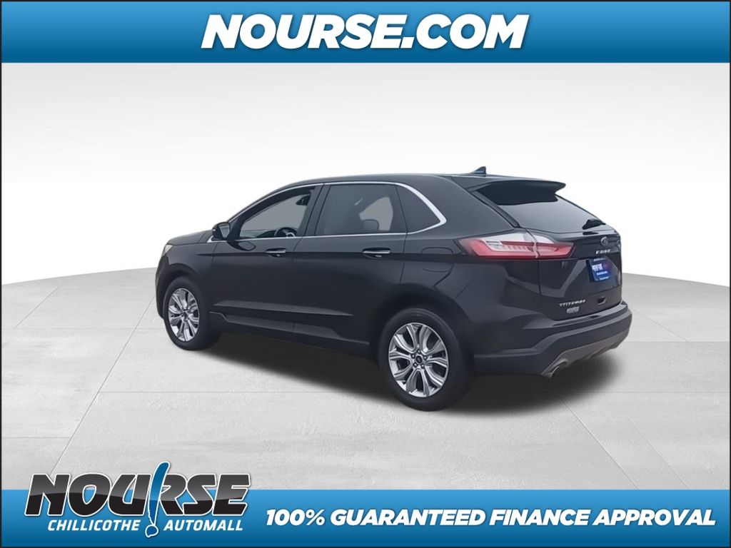 2022 Ford Edge Titanium photo