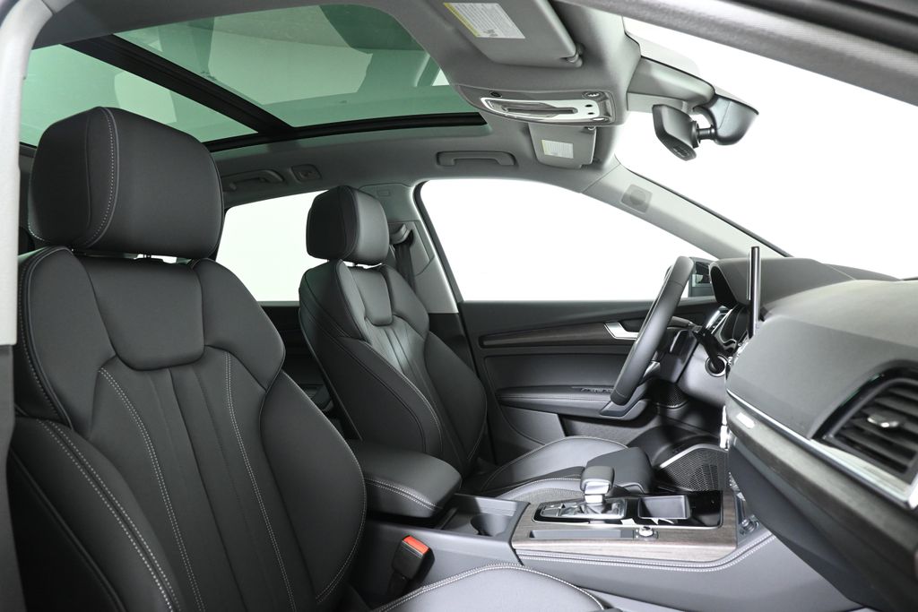 2025 Audi Q5  21