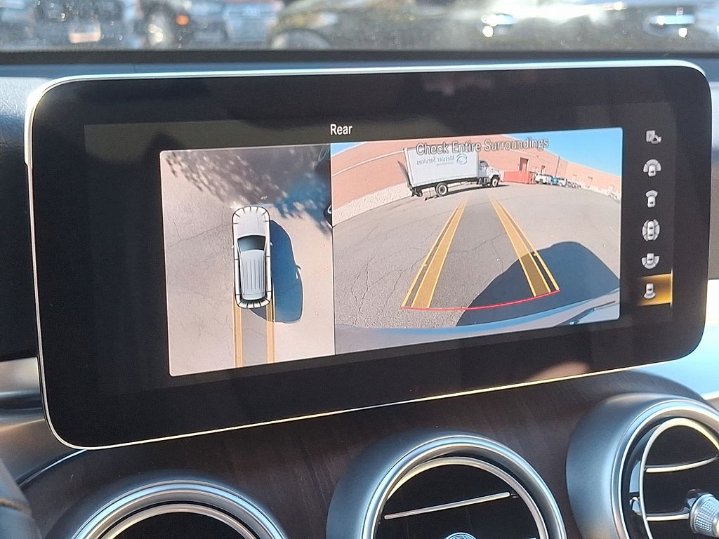 Thumbnail: 2021 Mercedes-Benz GLC - 18