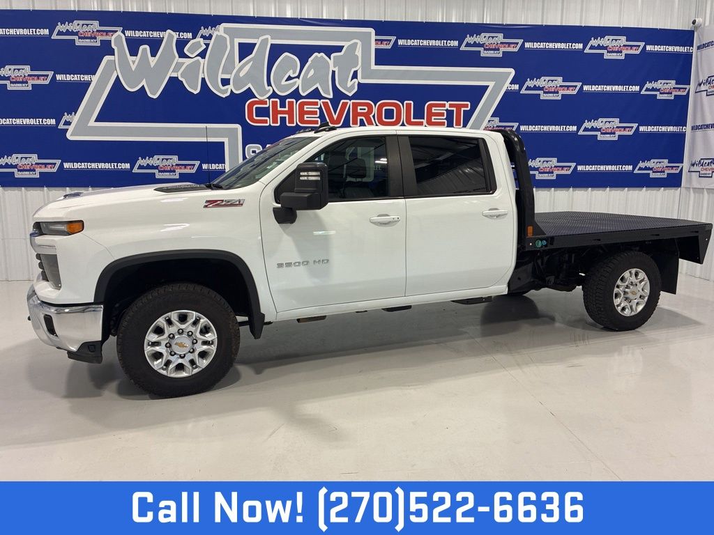 Summit White 2024 Chevrolet Silverado 3500HD Pickup Truck Four-Wheel Drive Automatic