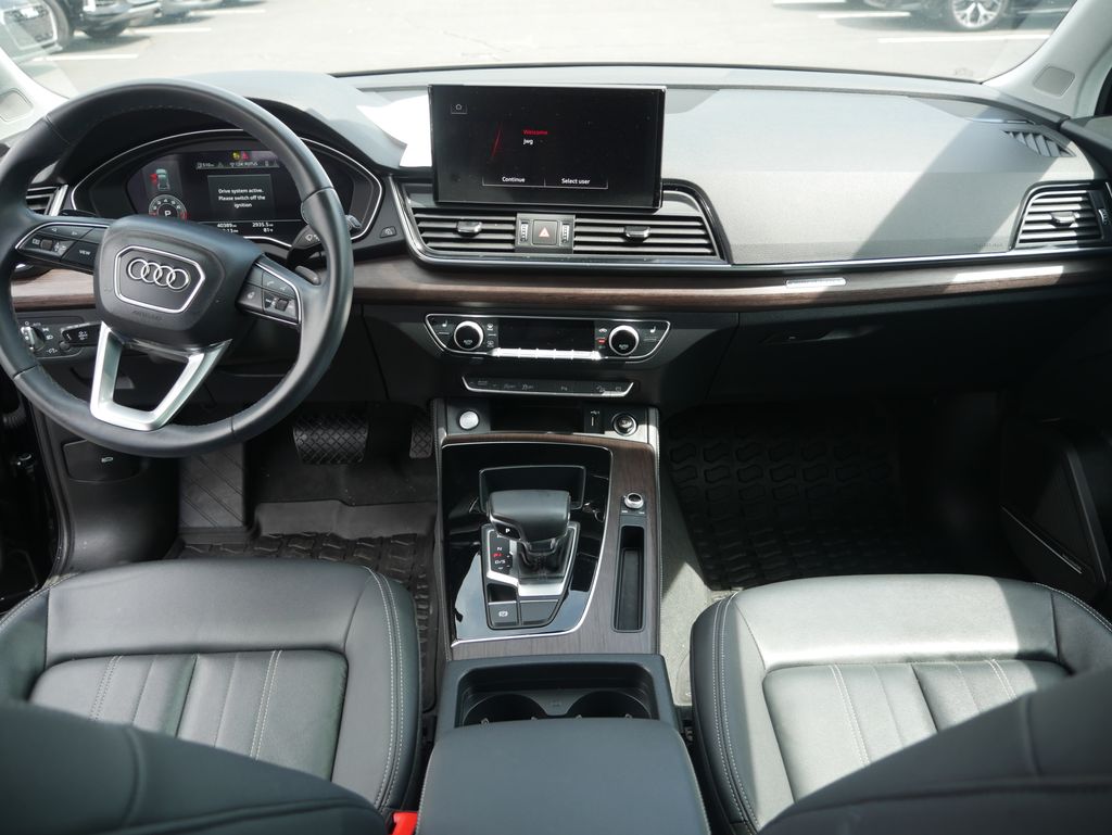 Thumbnail: 2023 Audi Q5 - 30