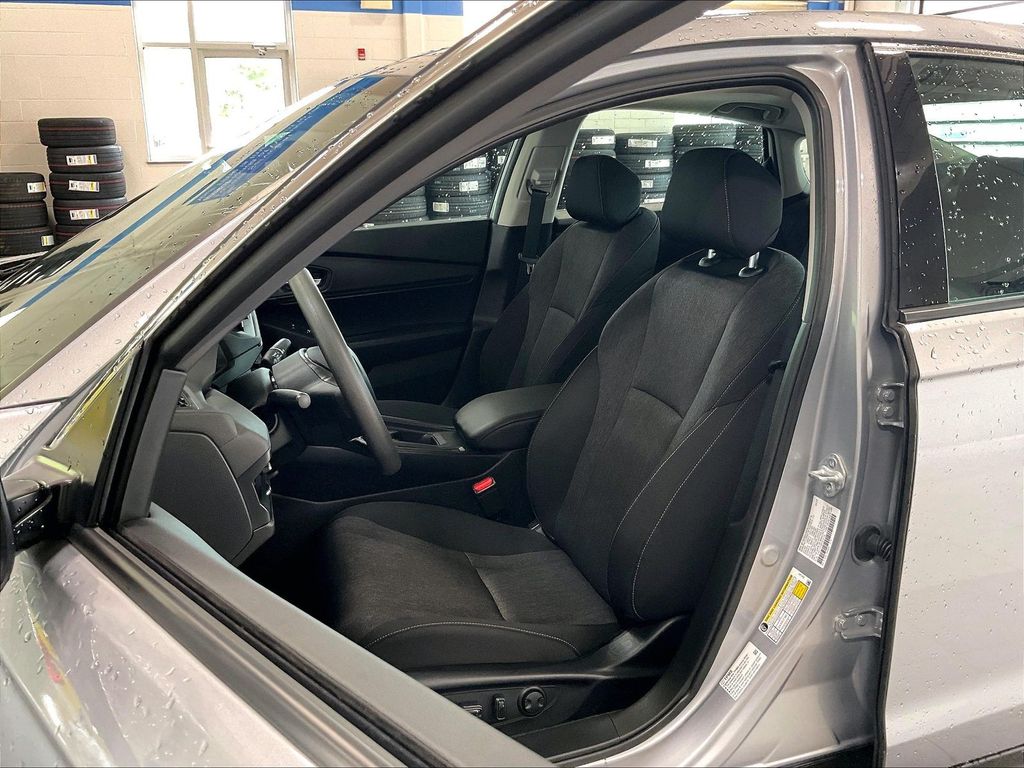 2023 Honda Accord — photo 10