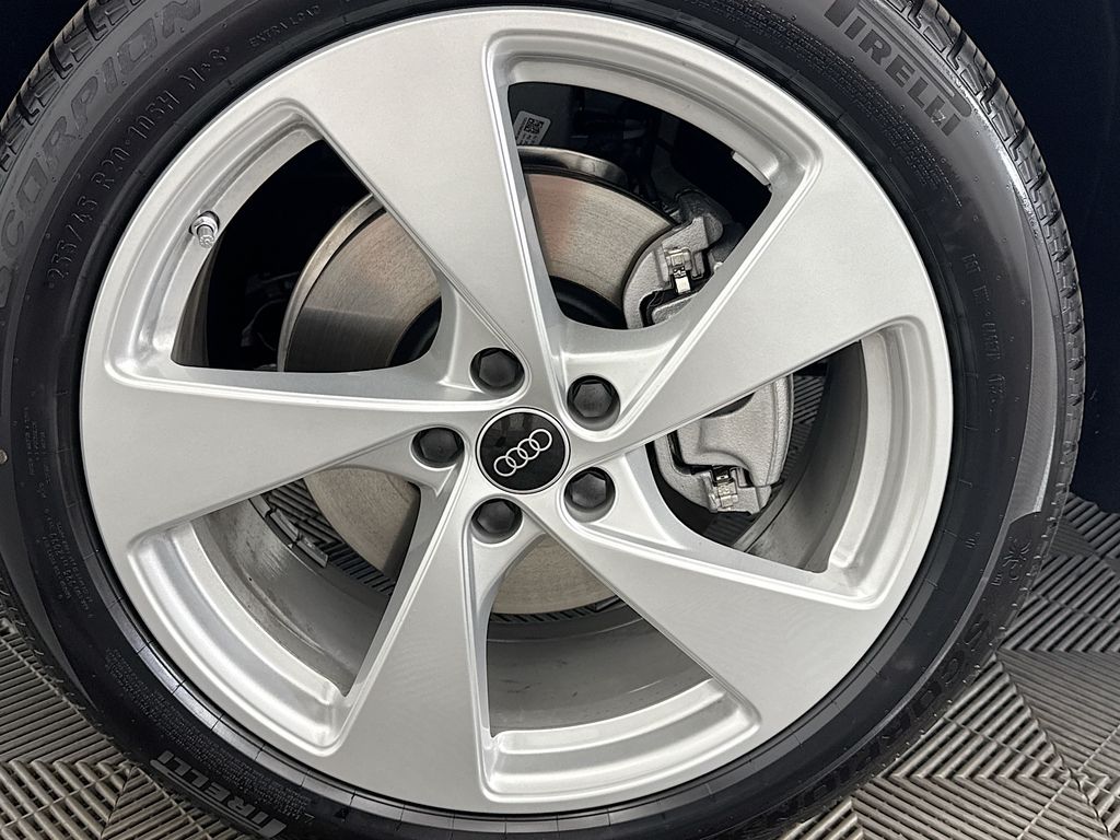 Thumbnail: 2025 Audi Q5 - 29