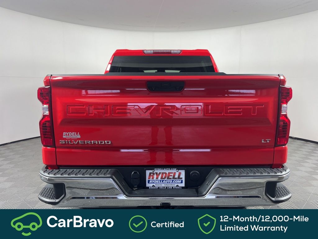 View vehicle photo 5