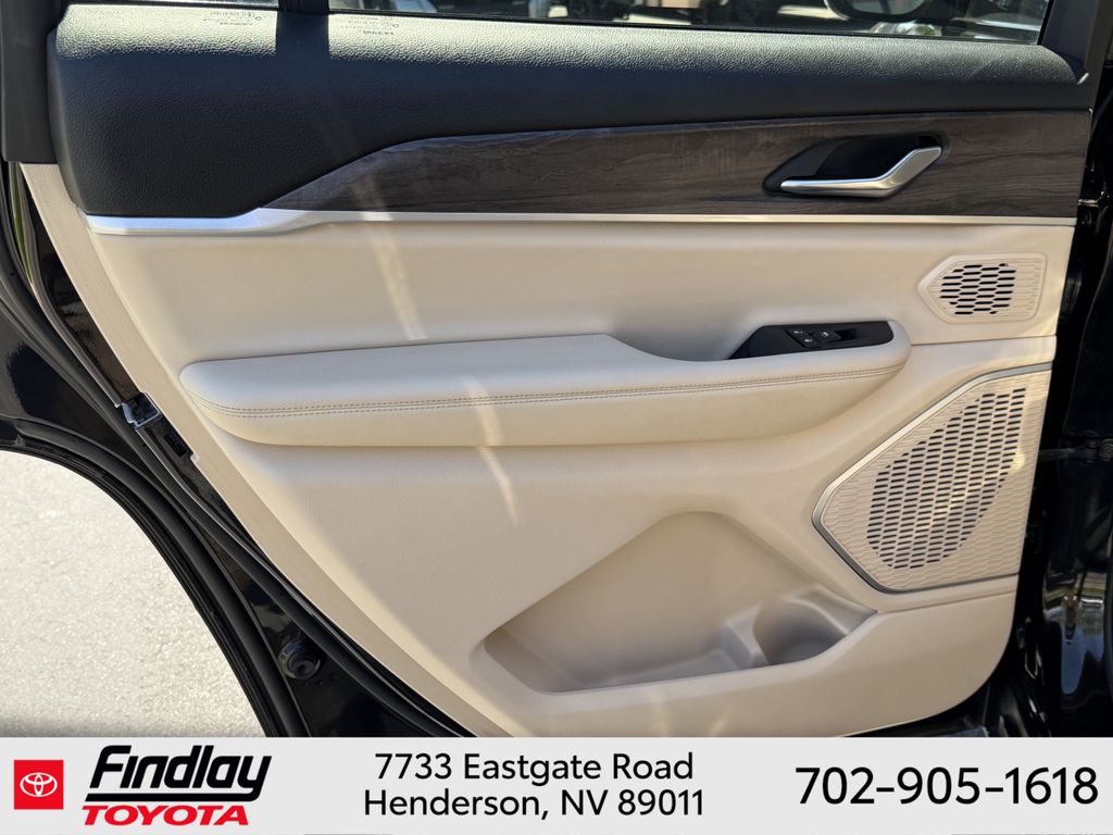 Used 2021 Jeep Grand Cherokee L SUV