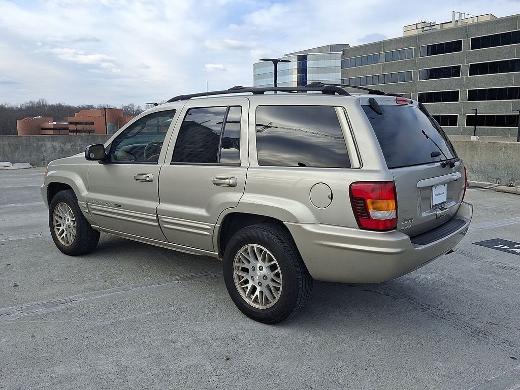 Thumbnail: 2003 Jeep Grand Cherokee - 3