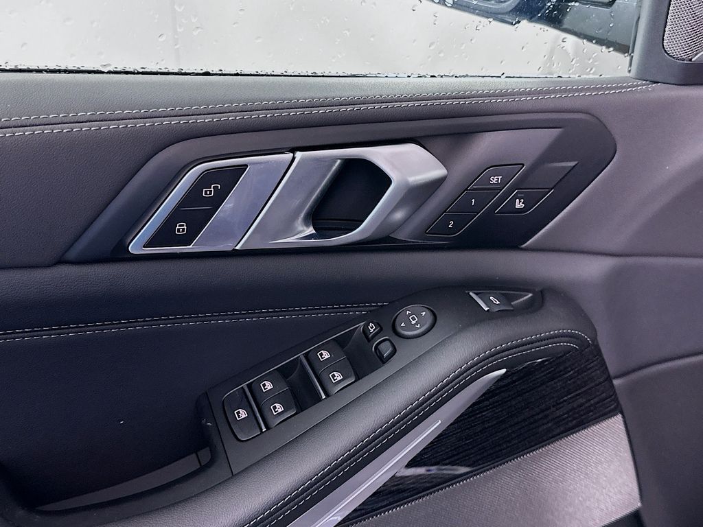 Thumbnail: 2026 BMW X5 - 24