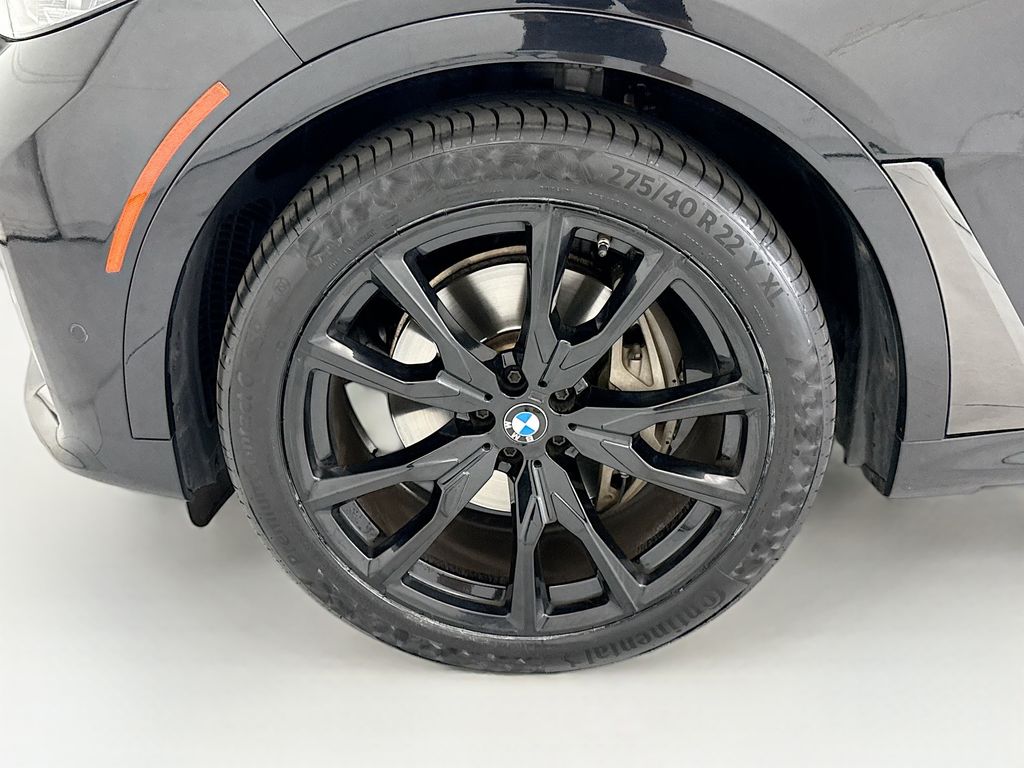 Thumbnail: 2021 BMW X7 - 29