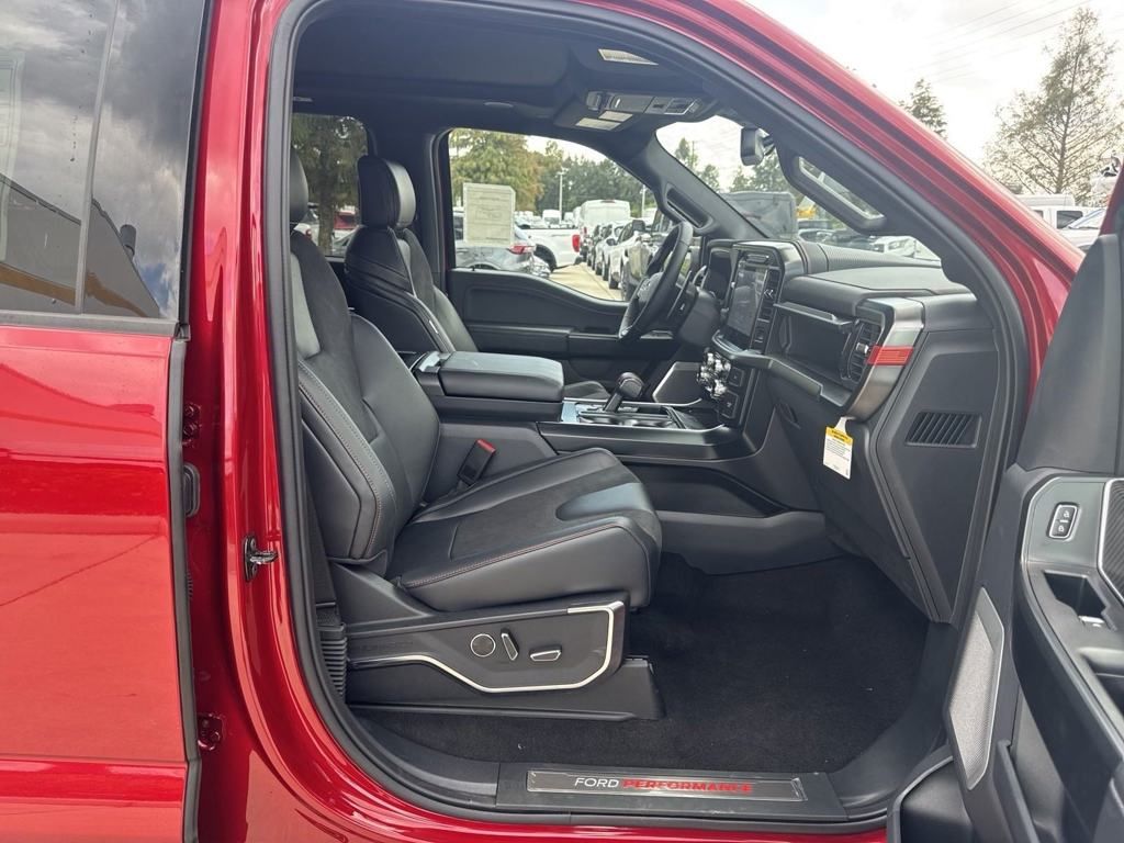 2024 Ford F-150 Raptor photo 21