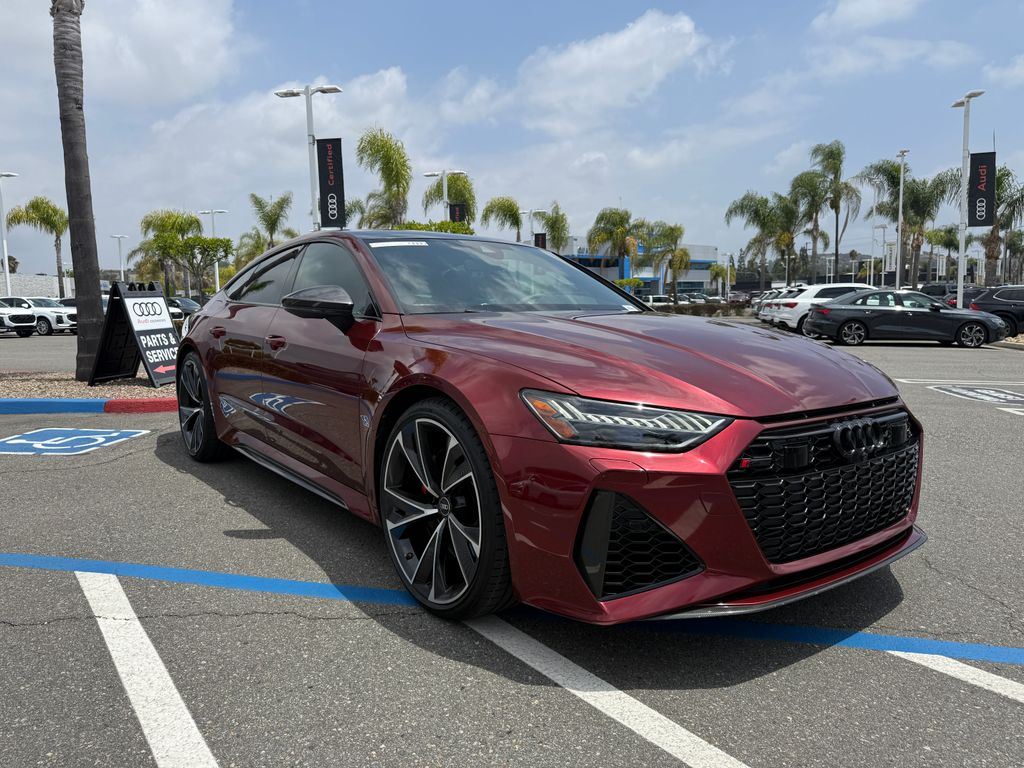 Thumbnail: 2023 Audi RS 7 - 3