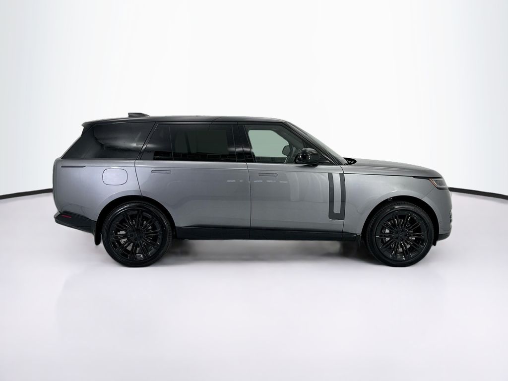 Thumbnail: 2026 Land Rover Range Rover - 4