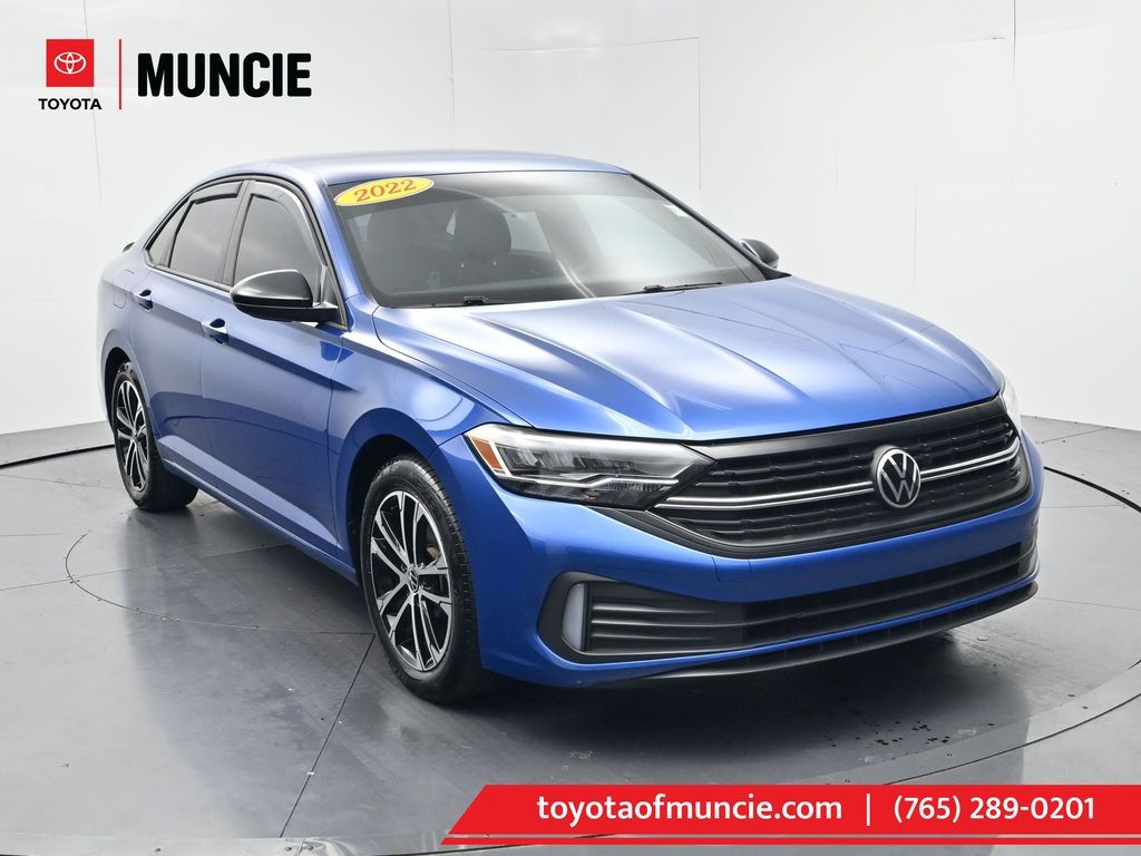 Rising Blue Metallic 2022 Volkswagen Jetta Sedan Front-Wheel Drive 8-Speed Automatic
