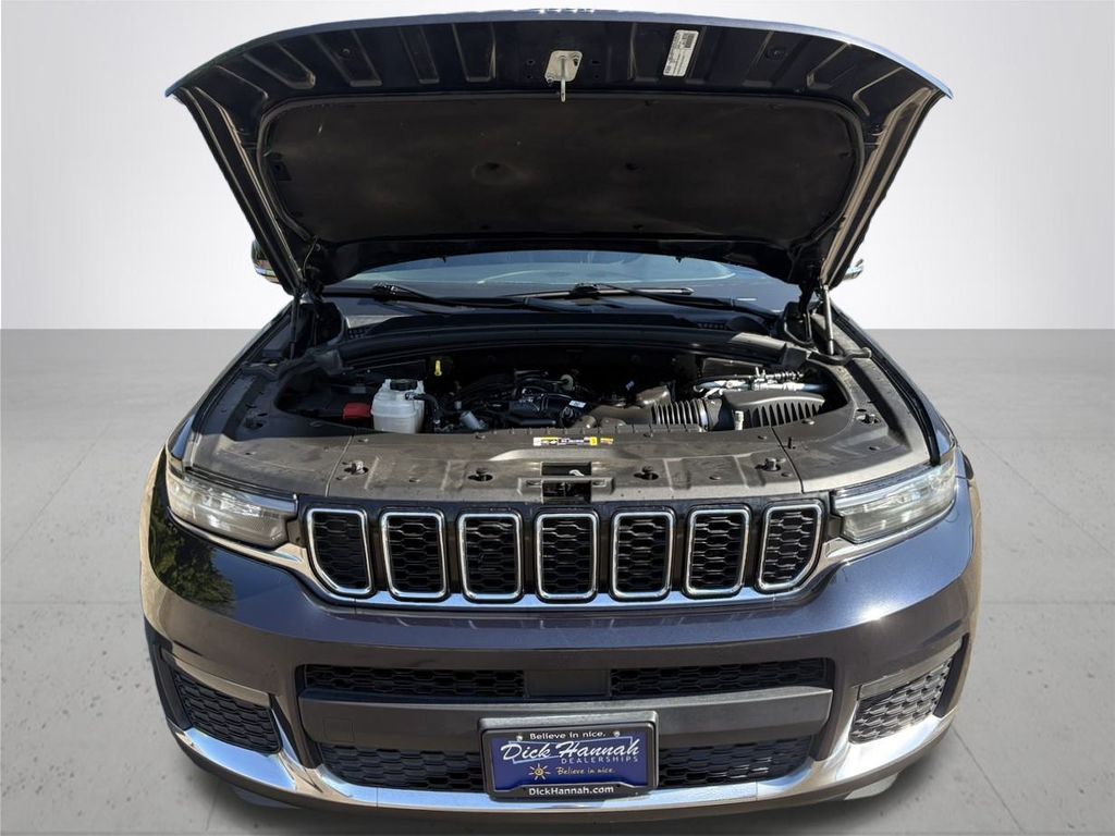 2023 Jeep Grand Cherokee Limited photo 4