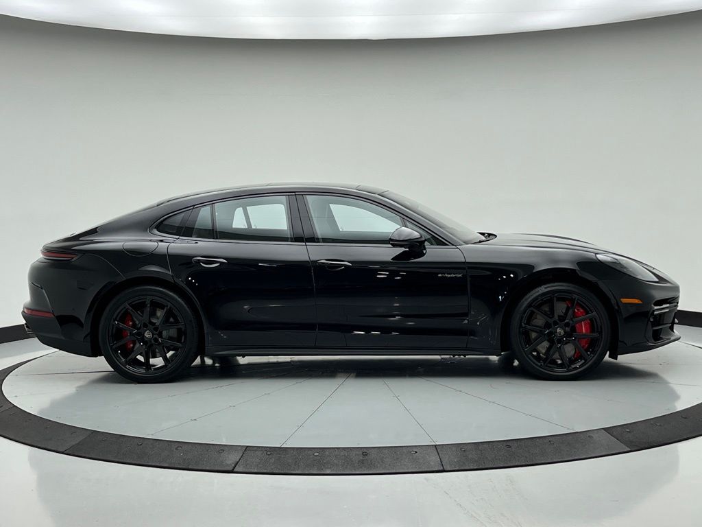 Thumbnail: 2025 Porsche Panamera - 8
