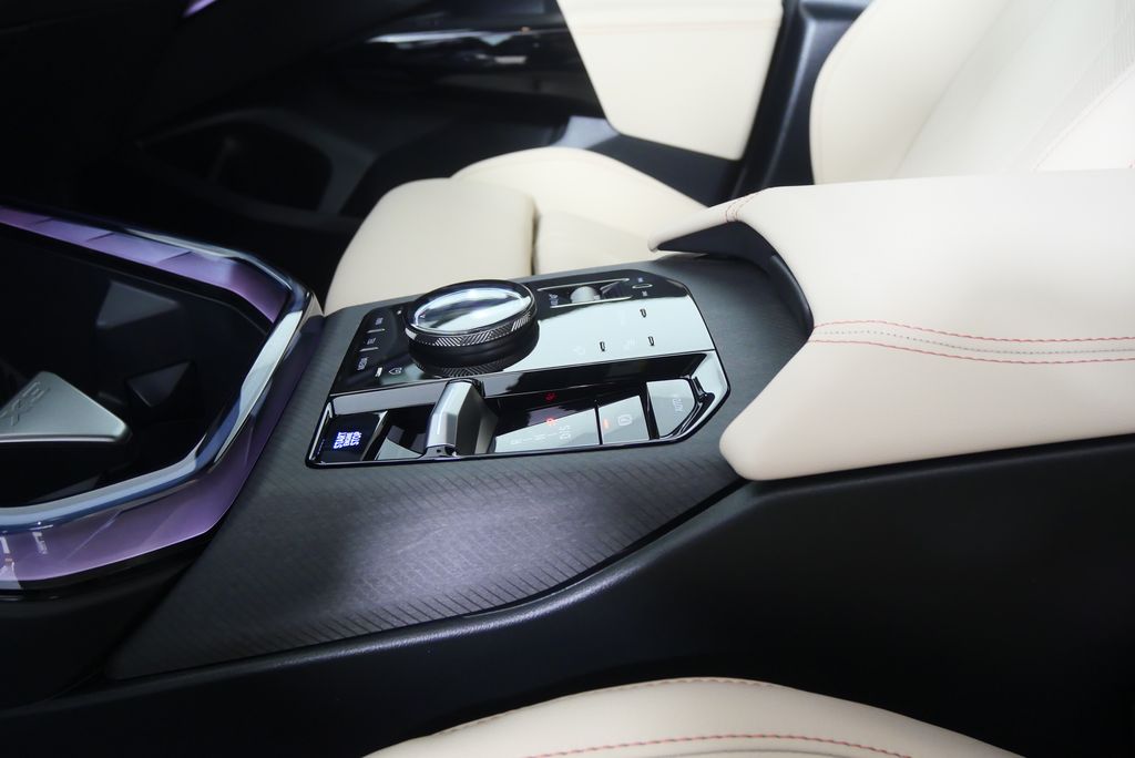 Thumbnail: 2026 BMW X3 - 20