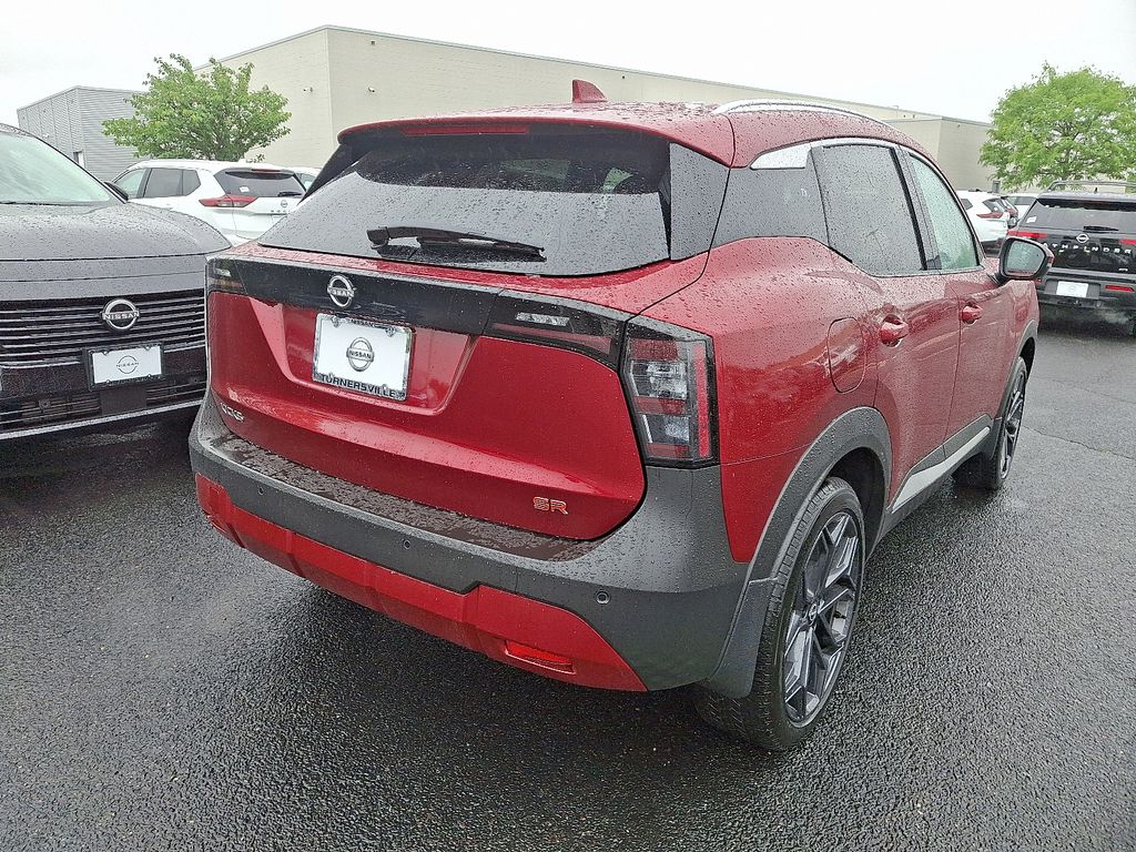 2025 Nissan Kicks SR 4