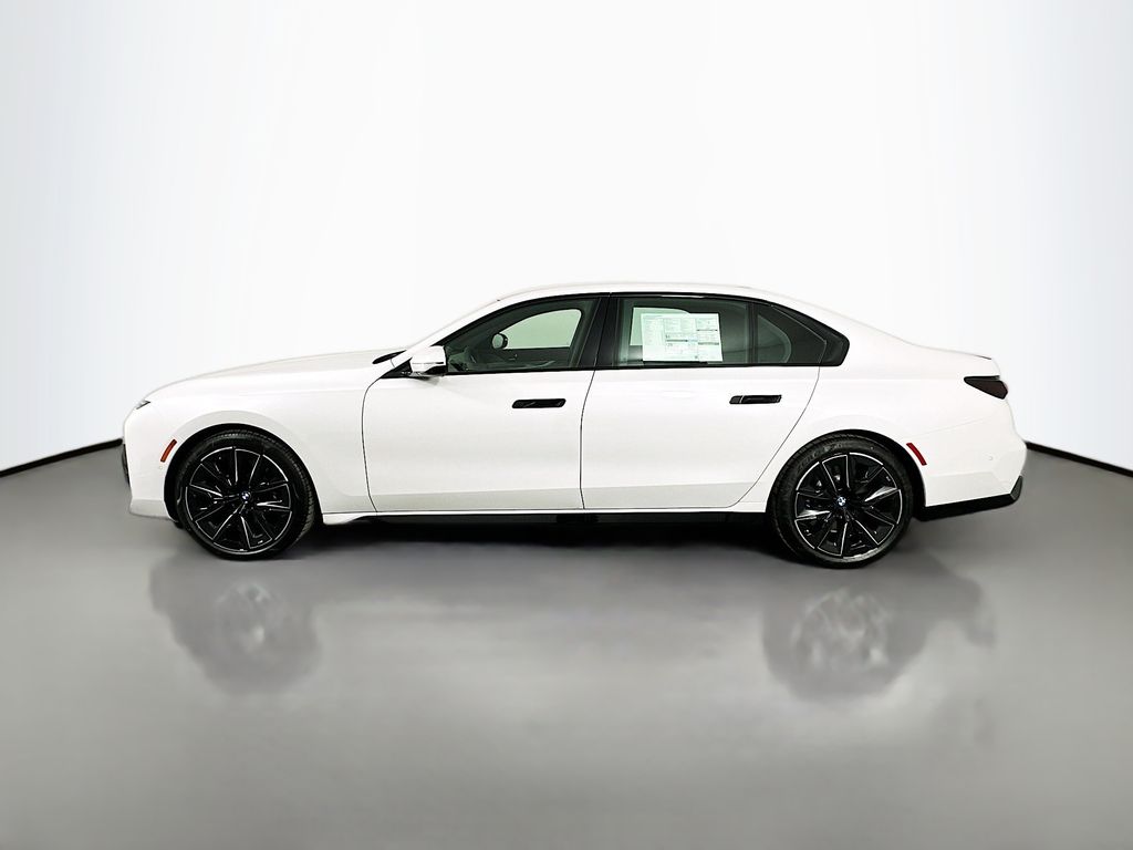 Thumbnail: 2025 BMW 7 Series - 8