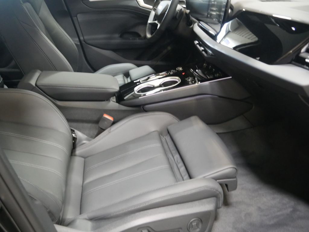 Thumbnail: 2026 Audi A6 - 23