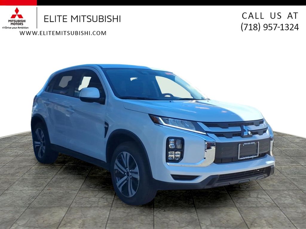 2026 Mitsubishi Outlander Sport 2.0 ES AWC CVT's photo