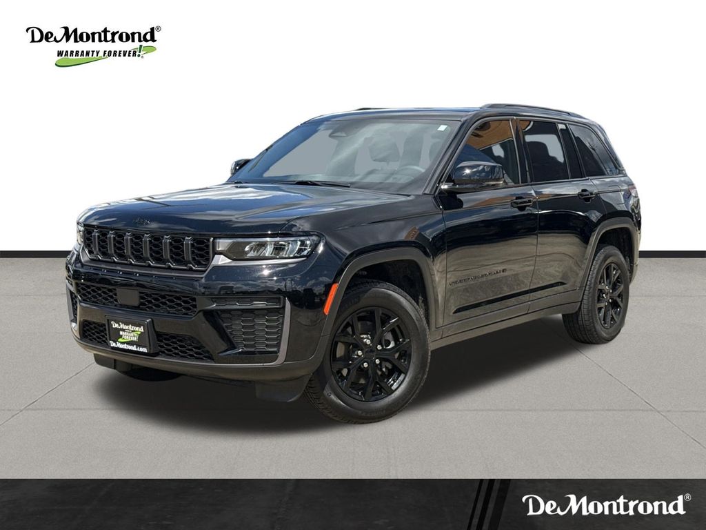 2026 Jeep Grand Cherokee Altitude Black at Victoria Chrysler Dodge Jeep Ram