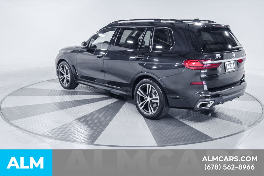 Used 2022 Black BMW xDrive40i image 7