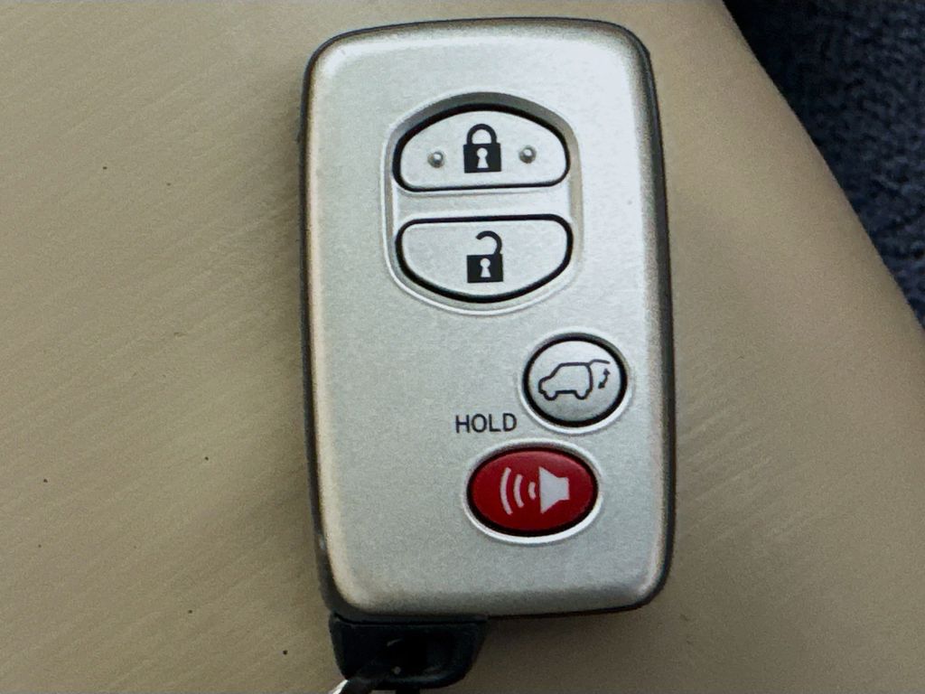 Used Car 2009 Toyota Venza  Base For Sale Under $10,000 In Austin, Texas