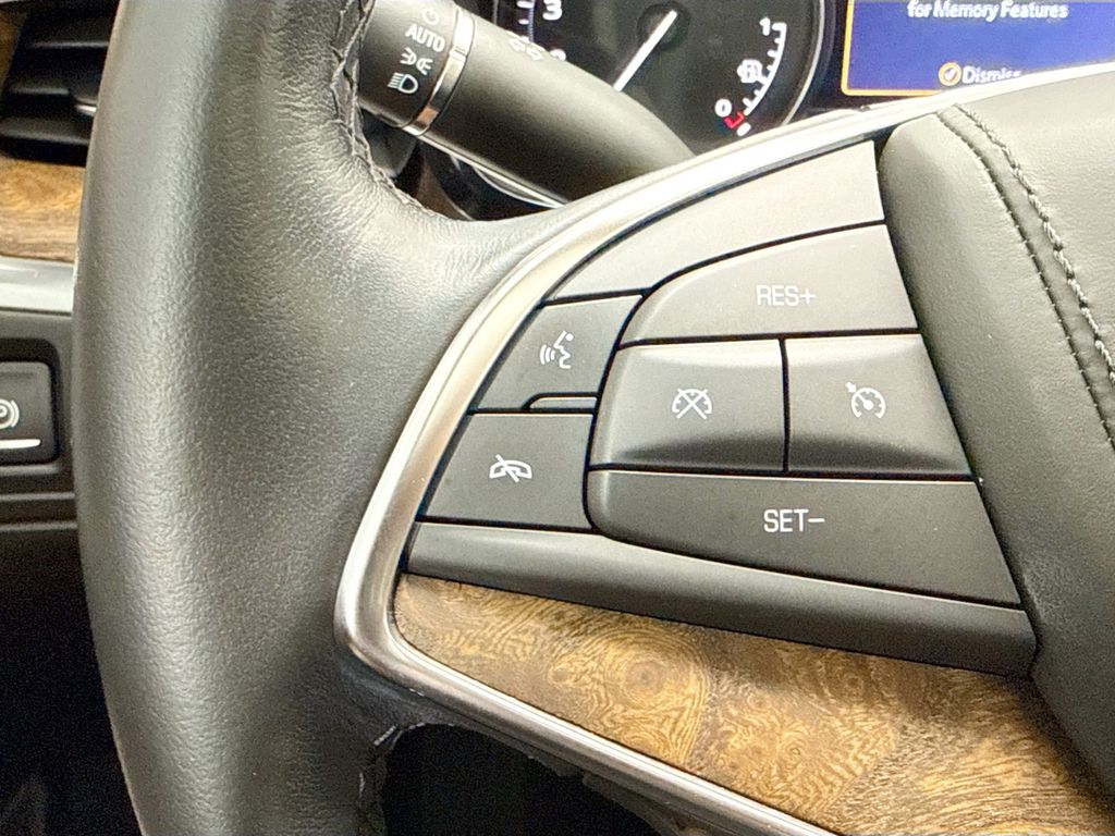 Thumbnail: 2024 Cadillac XT5 - 11