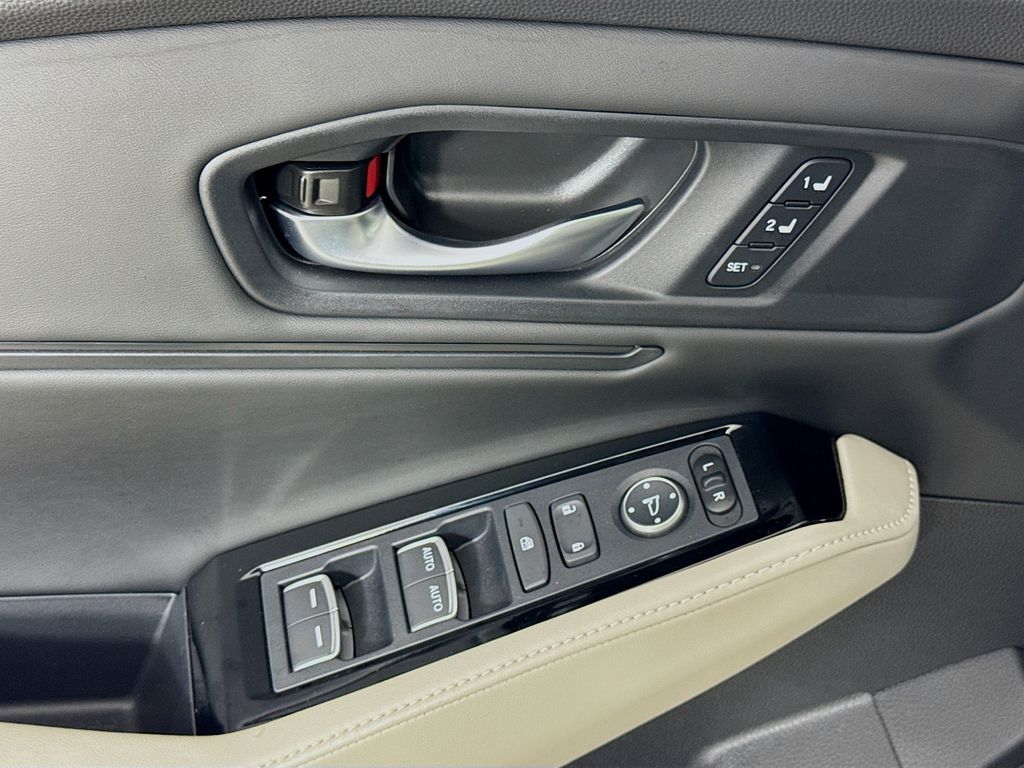 Used Car 2025 Honda Accord Hybrid  Touring For Sale Under $35,000 In Austin, Texas