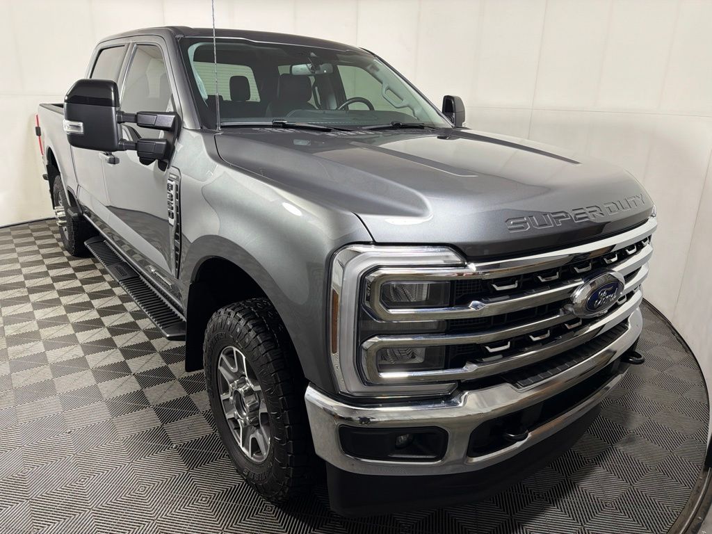 Gray 2025 Ford F-350 Super Duty Pickup Truck Four-Wheel Drive Automatic