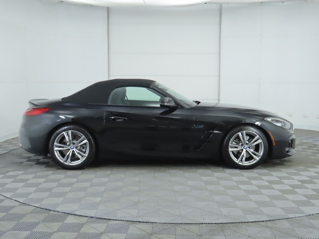 Thumbnail: 2023 BMW Z4 - 12