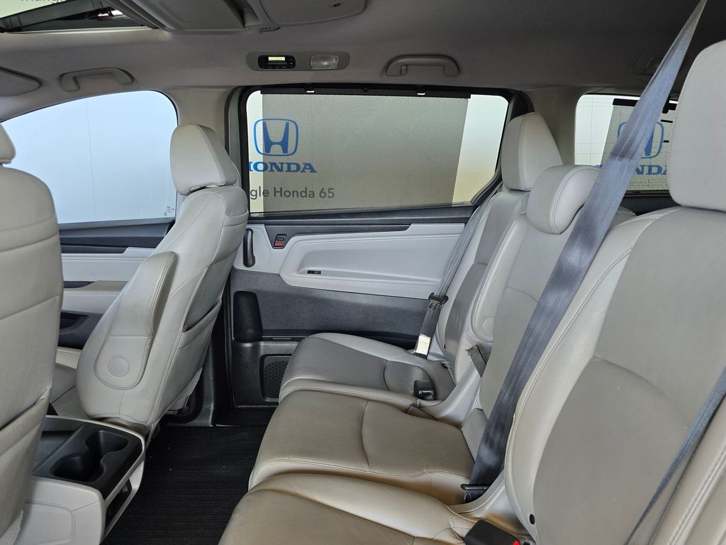 Thumbnail: 2019 Honda Odyssey - 15