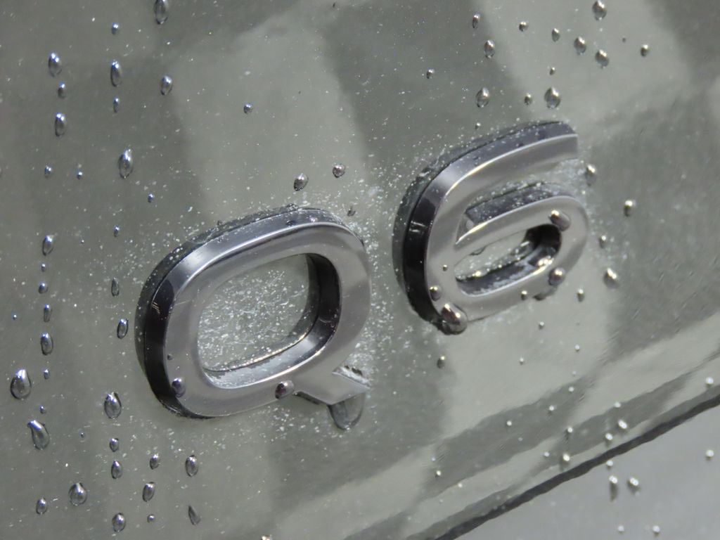 Thumbnail: 2025 Audi Q6 e-tron - 9