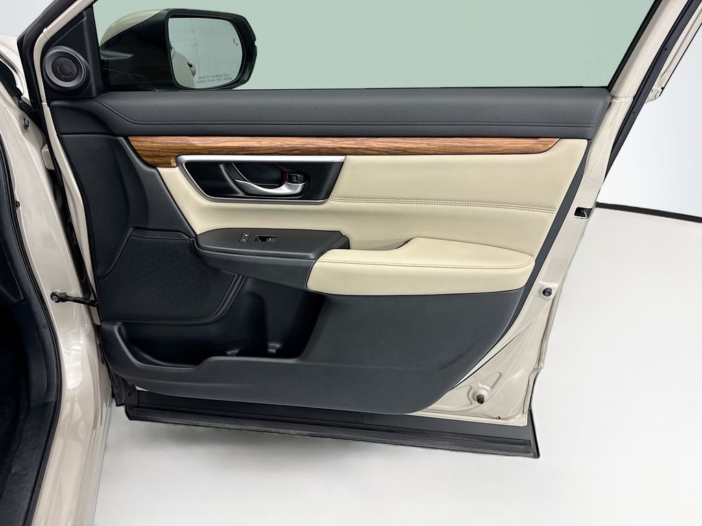 Thumbnail: 2019 Honda CR-V - 23