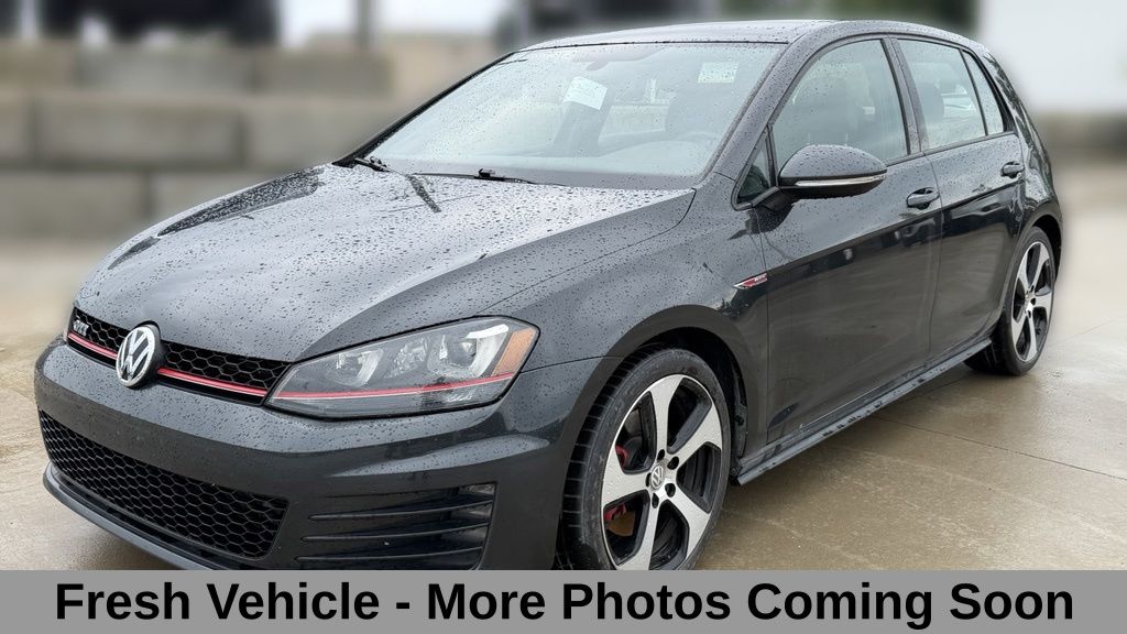 2016 Volkswagen Golf GTI 2.0T SE 4-Door FWD