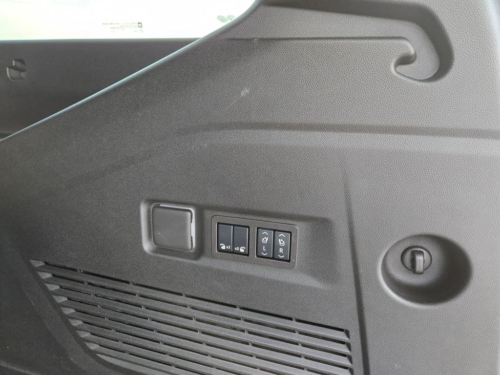 Used 2024 Chevrolet Suburban SUV