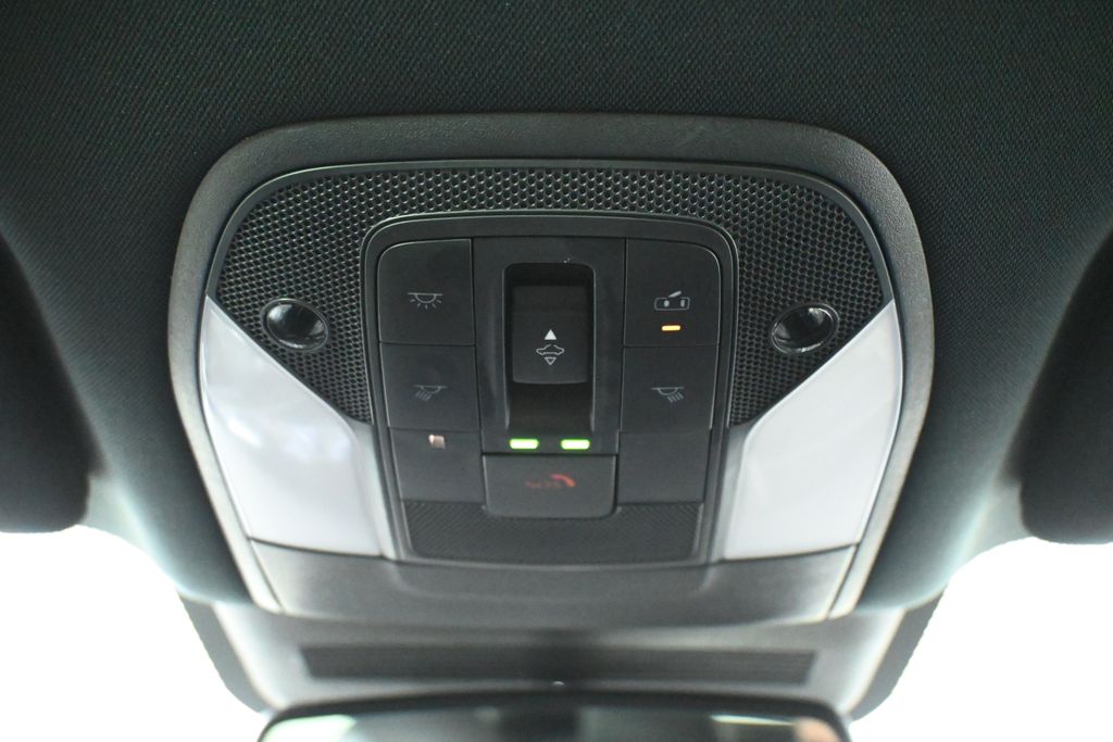 Thumbnail: 2023 INFINITI QX55 - 18