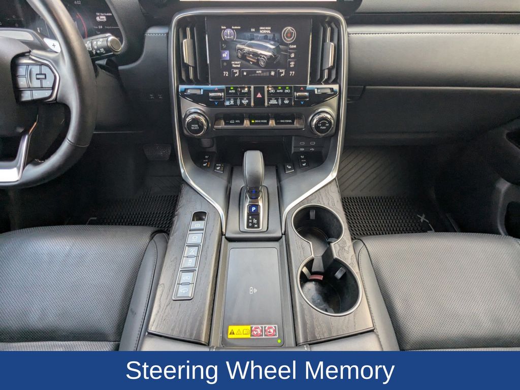 2025 Lexus LX 700h Overtrail