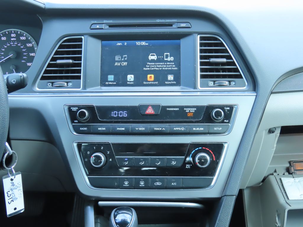 Thumbnail: 2016 Hyundai Sonata - 5