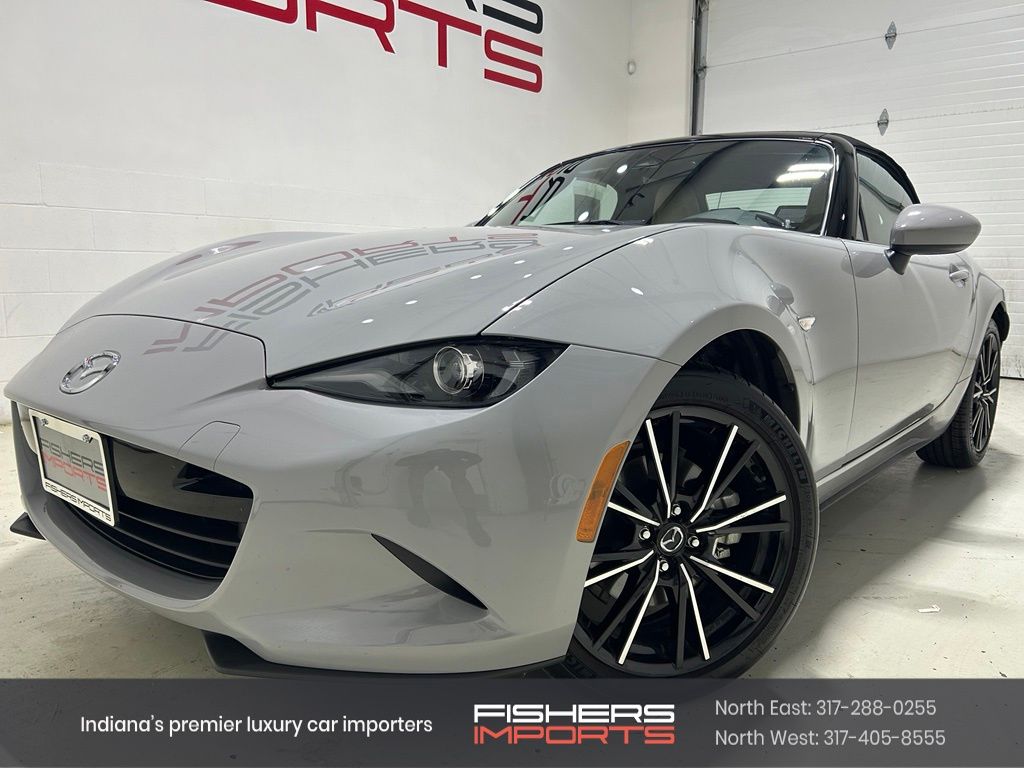 Aero Gray Metallic 2025 Mazda MX-5 Miata Grand Touring RWD Convertible Rear-Wheel Drive 6-Speed Manual