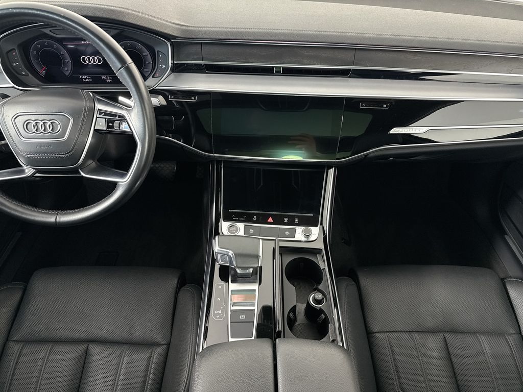 Thumbnail: 2021 Audi A8 - 14