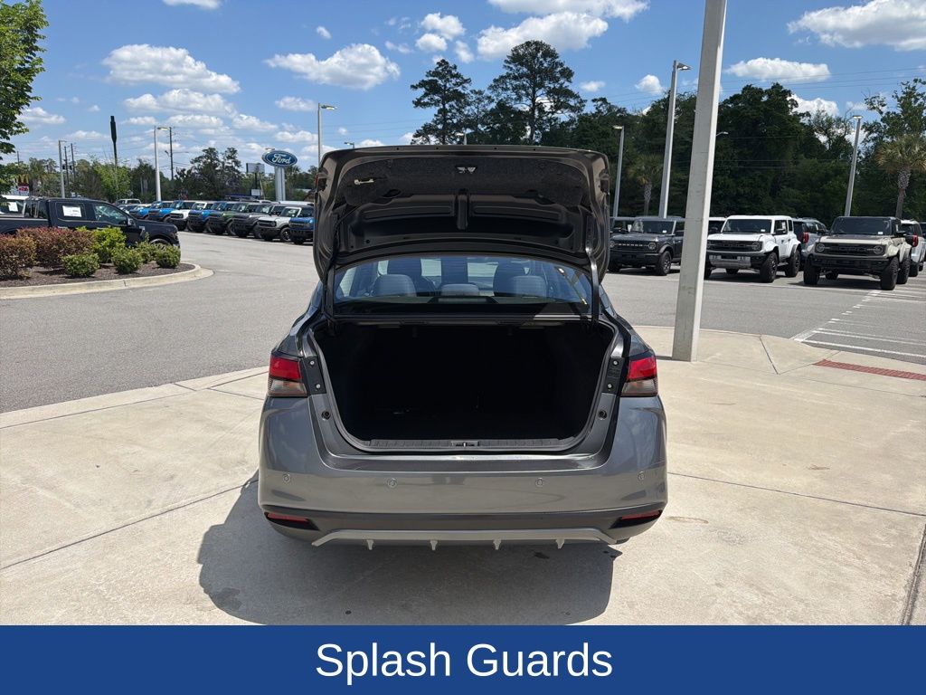 2024 Nissan Versa 1.6 S