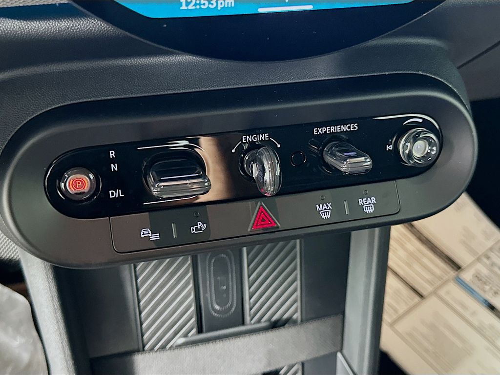 Thumbnail: 2025 MINI Cooper Convertible - 15